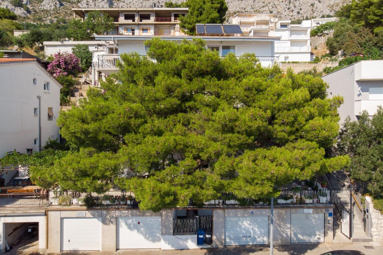 Apartments Adisa Omiš Exterior foto